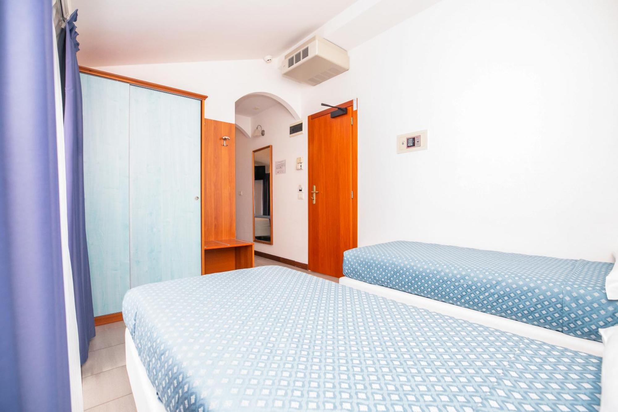Hotel Brienz Bellaria-Igea Marina Extérieur photo