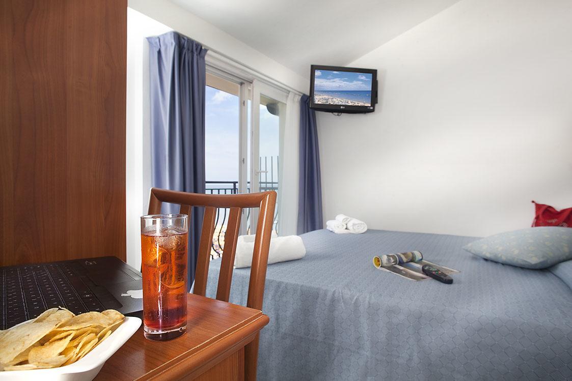 Hotel Brienz Bellaria-Igea Marina Extérieur photo